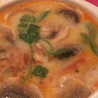 Tom Ka · Mushroom, Bell Pepper &  Light Coconut Milk