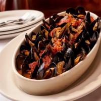 Zuppa Di Mussels · Fresh Mussels Cooked in a Red or White Broth w/ Garlic, White Wine & Herbs - Approximately 1...