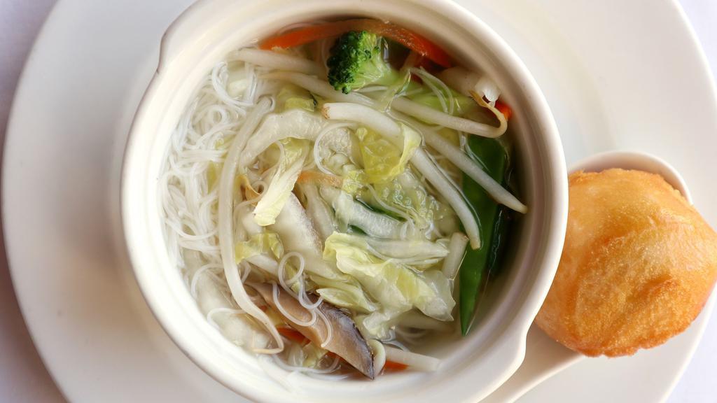 Vegetarian Mai Fun Noodle Soup 雜菜米粉湯 (Vegan) · Vegetarian. Seasonal mixed vegetables and vermicelli rice noodles in a clear vegetable broth. Served with a Shanghai bun.