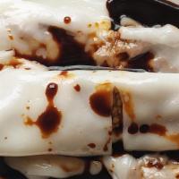 Rice Rolls With Beef 香滑牛腸 (3Pcs) · Steamed rice noodle rolls with beef. Served with a housemade sweet soy sauce. This dish cont...