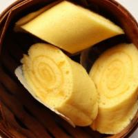 Malaysian Rolls 馬拉卷 (3Pcs) (Vegetarian) · Steamed custard-sponge cake roll
