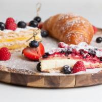Italian Desserts · Chocolate cake,Tiramisu,Cannoli,Cheesecake