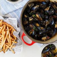 Moules Frites · mussels , white wine, herbs, French fries