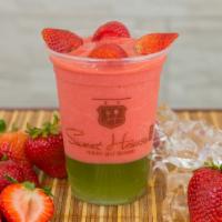Strawberry Yogurt With Aloe Jelly · 士多啤梨 乳酸蘆薈爽