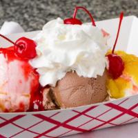 Sundae · Frozen Vanilla Yogurt,
Chocolate Ice Cream 
Strawberry Ice Cream
Cookies and Cream Ice Cream...