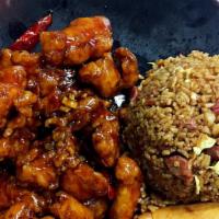 # General Tso'S Chicken Combo · Hot & spicy.