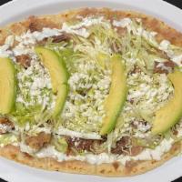 Huarache De Pollo  · Chicken Huarache