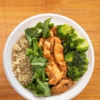Spicy Chicken Quinoa Bowl · Organic quinoa, spicy chicken, spinach, with sauteed broccoli.