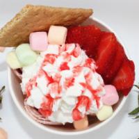 Strawberry Sweetie · Base; vanilla mix-in; fresh strawberry, graham cracker topping; fresh strawberry, graham cra...
