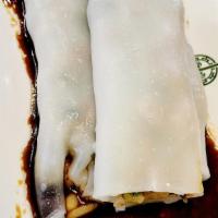 Steamed Rice Roll With Minced Beef · 