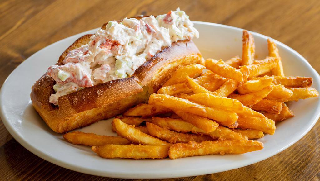 Lobster Roll W/ Ff · Chilled lobster salad, served on toasted buttered artisan roll w/ fries