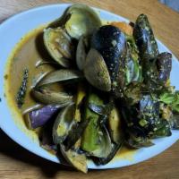 Thai Curry Mussels & Clams · 