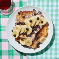 Le Chocolate Chip Banana French Toast · Oh you fancy huh? Classic French toast topped with bananas, chocolate chips and syrup on the...