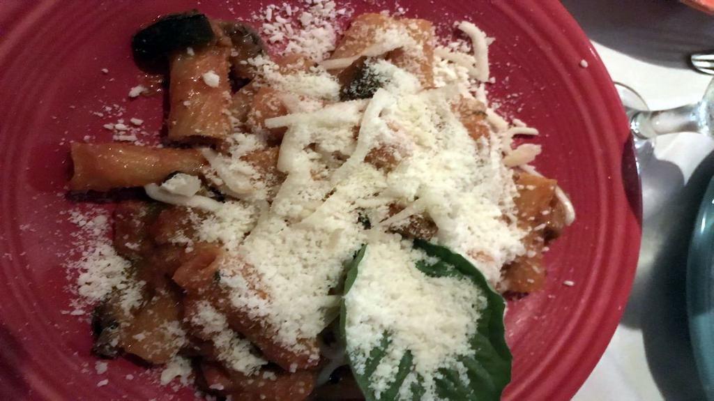 Rigatoni Norcia · Sautéed with sausage and mushrooms in pink sauce.
