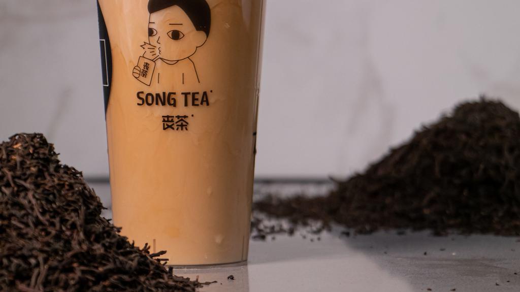 Black Tea Latte / 碌碌无为红茶鲜奶 · Ceylon black tea organic whole milk half& half available for replacement of whole milk