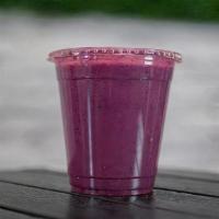Berry Blast · Mixed berries, bananas, flaxseed, and low-fat yogurt (201 cal.)