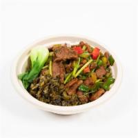 Hunan Style Sauteed Beef 小炒黄牛肉 · 