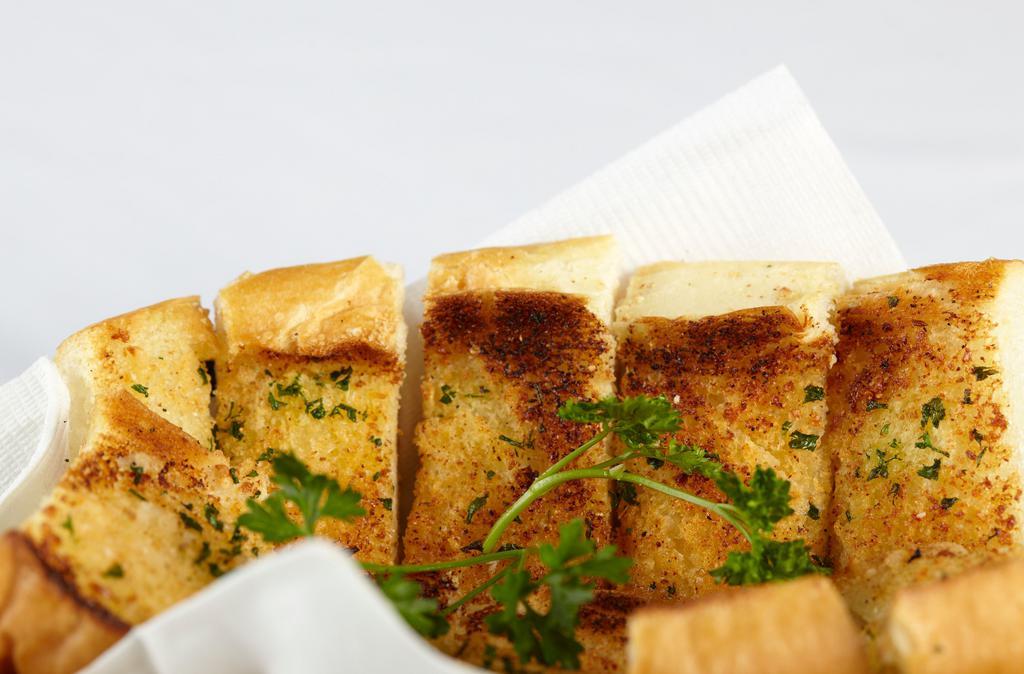 Crispy Toasted Garlic Bread · 
