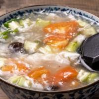 Hot & Sour Boneless Fish Soup / 蝴蝶燕汤 · 