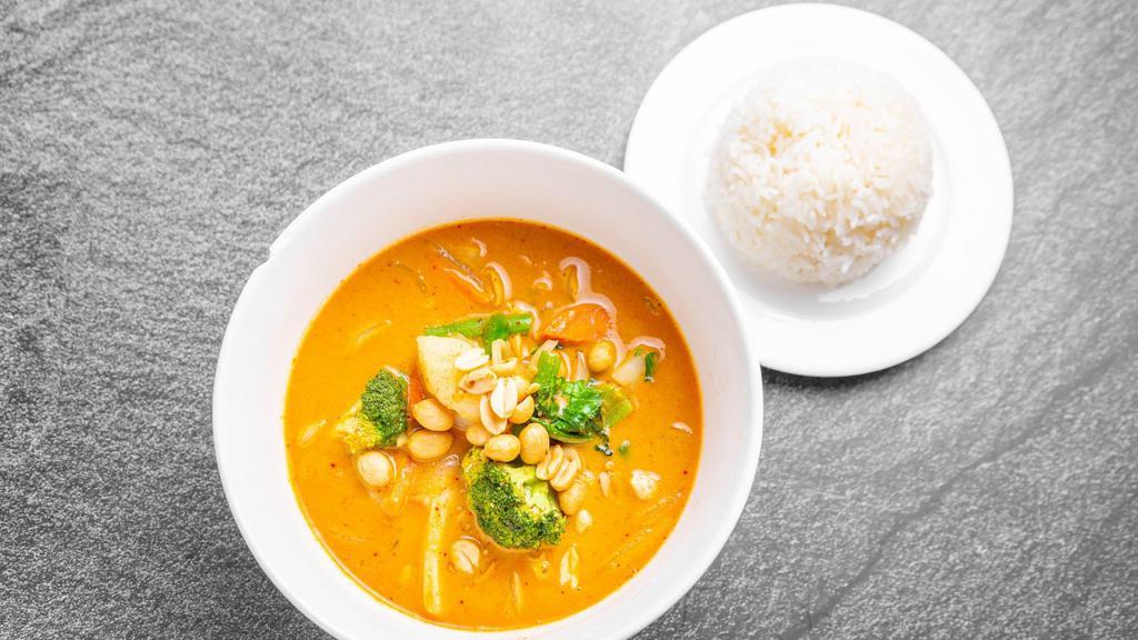 Massaman Curry · Massaman curry with peanut, onion, potatoes, and coconut milk.