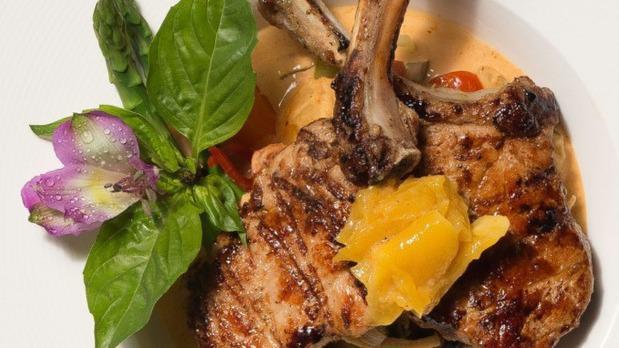 Pork Chops With Mango Chutney · Oven-roasted pork chops with mango chutney in red curry sauce. Hot and spicy.