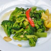 Broccoli With Garlic And Oil · Contains gluten-sensitive ingredients. We are not a gluten-sensitive environment. Please let...