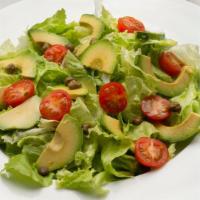 Avocado Salad / Ensalada De Aguacate · MADE WITH LETTUCE, TOMATO AND  FRESH ONION VERY WASHED. ACCOMPANIED BY ITS SEPARATION SEPARA...