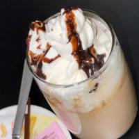 Frozen Coffee Moca  · WITH_expreso, milk ,syrup, chocolate ,whipped cream,,16onz