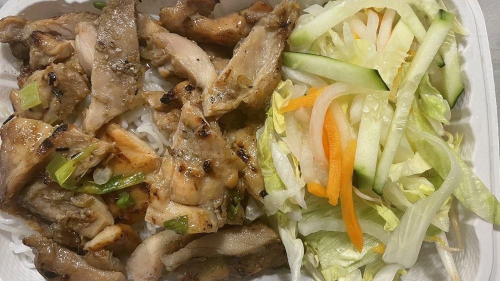 Grilled Chicken · With vermicelli.