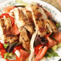 Q- Crock Salad · Grilled Chicken, Fresh Mozzarella, Roasted red peppers, Romaine lettuce, tomatos,onions and ...