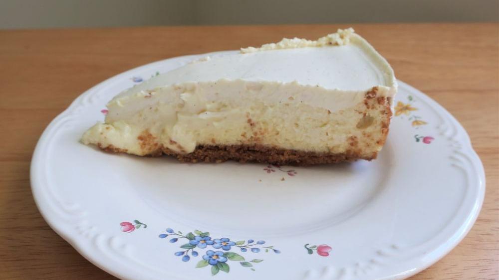 Sour Cream Cheesecake · Sour Cream Topping, Graham Cracker Crust