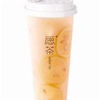 Lemon Yakult / 柠檬多多 · Smashed Lemon mixed with icy Yakult.
Caffeine free. Large Only.