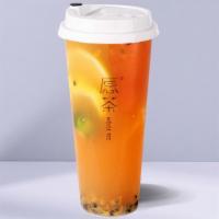 Super Fruit Green Tea (Passion Fruit)  超级水果绿 · Passion Fruit flavor based Green Tea, mixing with Lemon, Lime, and Watermelon. 

Large Only....