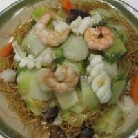 Seafood Crispy Noodle · Shoyu sauce with shrimp, scallop, squid, carrot, ground onion, mushroom, cabbage, green onio...
