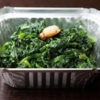 Ripassate · Spinach sauteed with garlic and olive oil