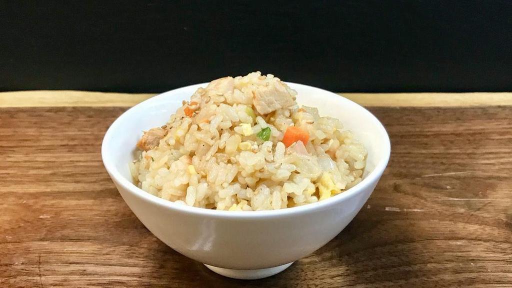 Umami Fried Rice 24Oz · Grilled chicken, rice, egg and chopped vegetables, garlic butter.