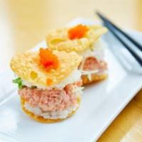 K-Mac Sliders · Chopped tuna, rice, tempura flakes, scallion 