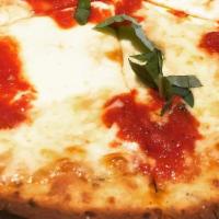 Napoli Pizzette · Tomato, mozzarella and basil. Thin crust.