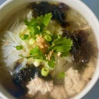 Tom Jeoad · tofu, napa, glass noodle, and seaweed in clear soup.