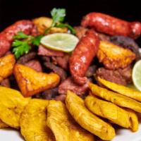 Picadera Paterson · Salami, Queso Frito, Longaniza, Res Frita
Chicharron de Pollo con Hueso y Tostones