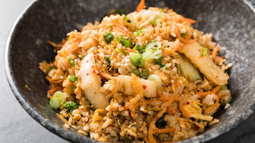 Kimchi Bap · white rice, egg, kimchi, roasted trumpet mushrooms, carrots, scallion, sesame seeds, kimchi hot sauce
chef recommends: avocado, korean flank steak