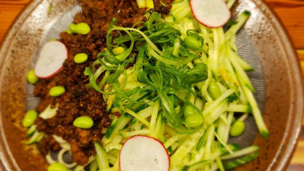 Hot And Tingly Beef Mince Banmen · Noodle, no soup. Minced beef, cucumber, green soy bean, red radish and scallion