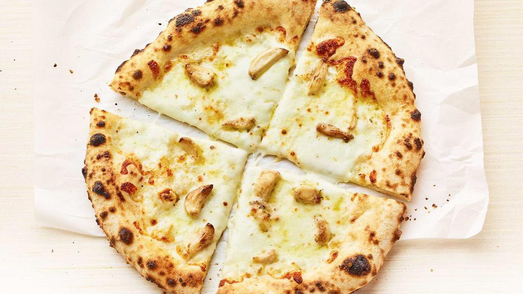 Whole Garlic Cheese Pizza · 
