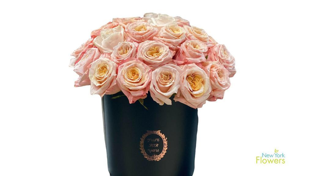 Black Deluxe Box With Pink Roses Comes In A 13