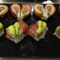 Sweetheart Roll · Spicy salmon, crunch, wrapped with tuna, salmon and avocado.