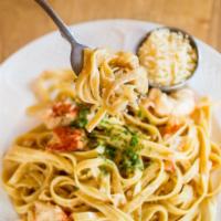 Lobster Fettuccine Alfredo · 