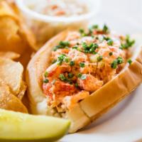 Maine Or Connecticut Style Lobster Roll Platter · Please specify what style you would like to order. thank you! and salad or chips?