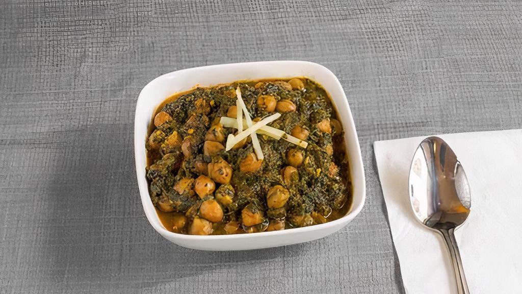 Channa Saag · Chickpeas and spinach spiced with garam masala.