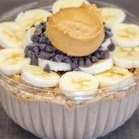 Reeses Bowl · Base: banana, peanut butter, chocolate whey protein.
Toppings: banana, chocolate chips, pean...