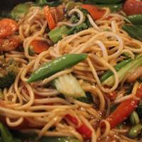 Lo Mein Noodles · Thick soft noodle with mix vegs and soya sauce